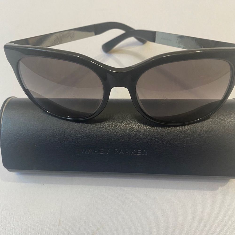 Marc by Marc Jacobs Sunglasses Black on Black with Brown,Silver, Gray Metal - Picture 7 of 16